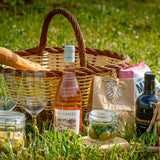 Picnic in the vineyards